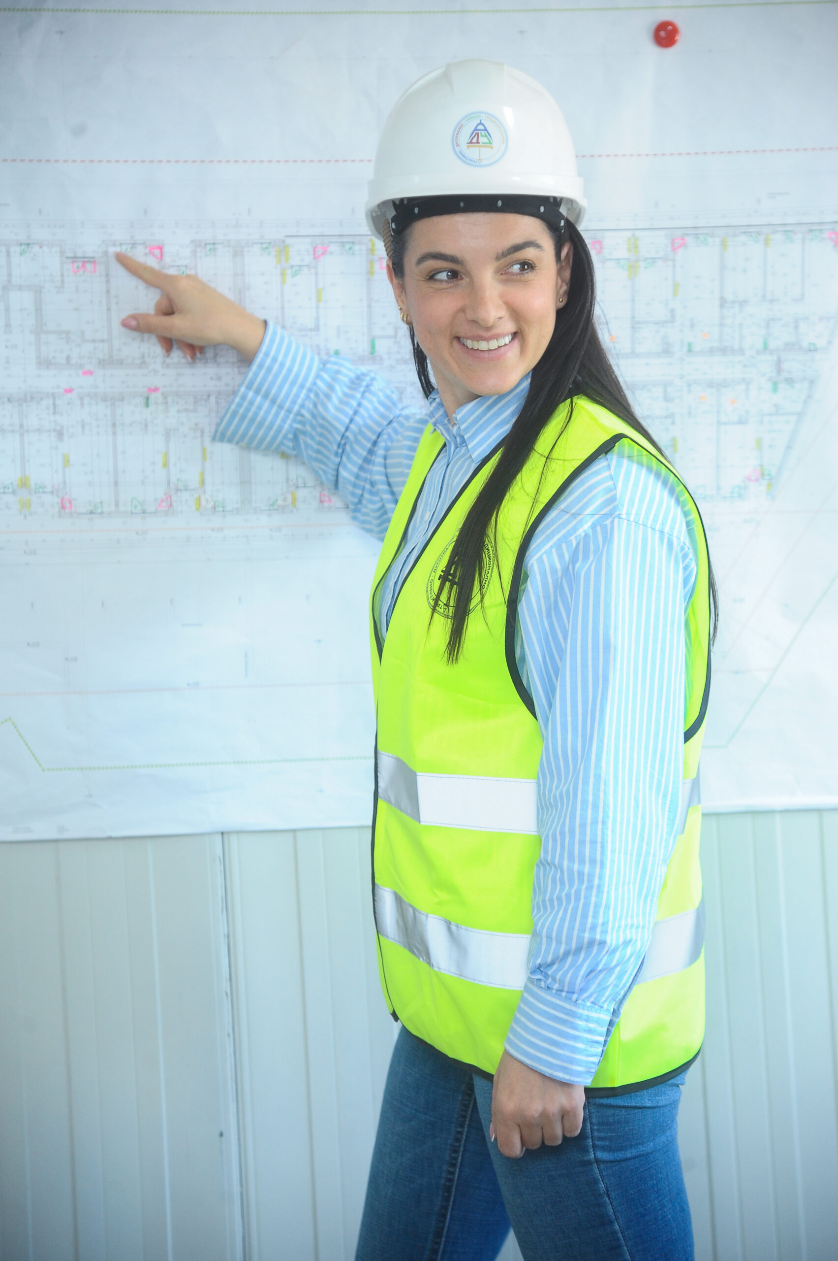 FotoS 069/670-970 www.fotos.rs