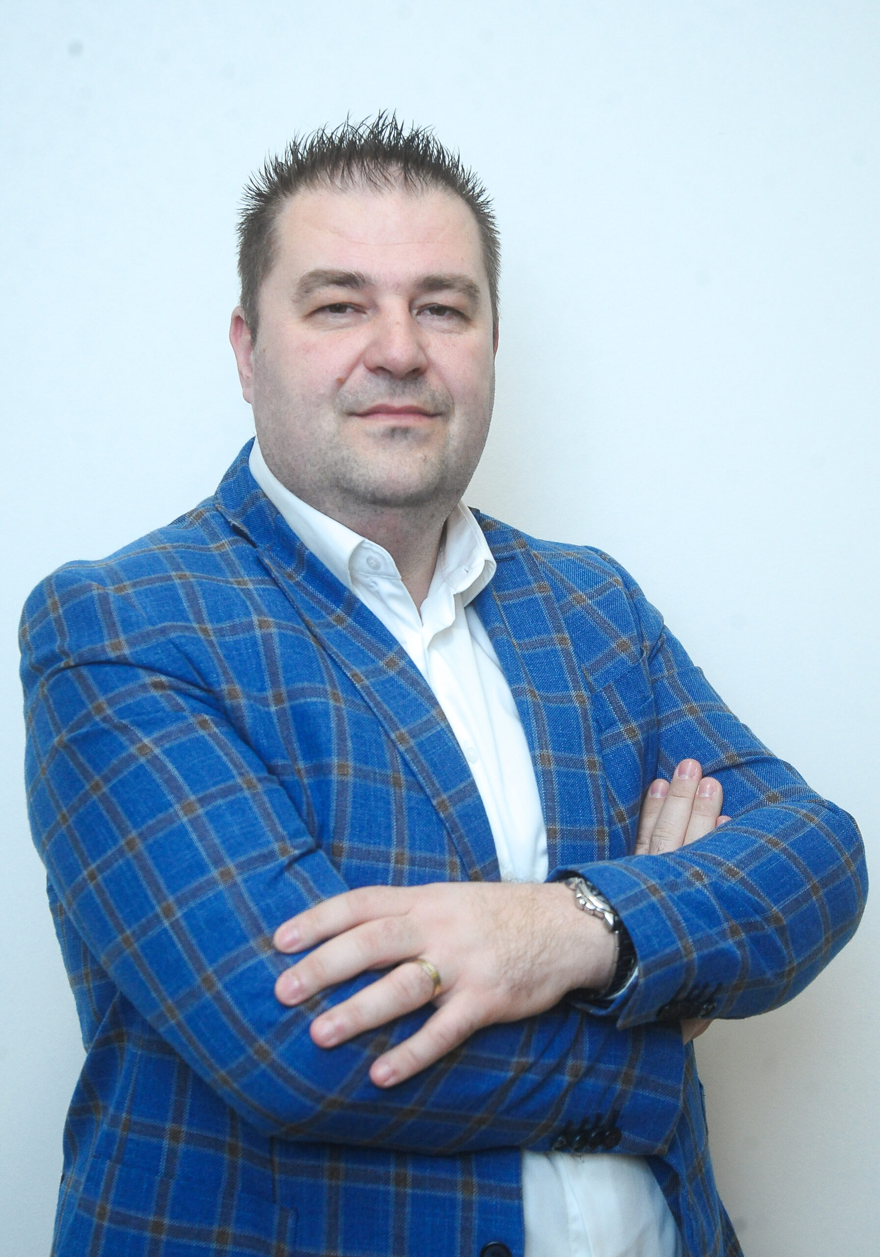 FotoS 069/670-970 www.fotos.rs